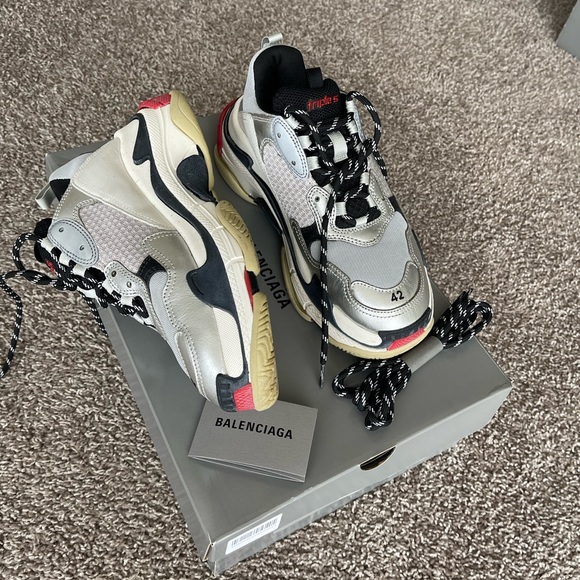 Balenciaga Triple S, size 42, men, white with silver and red. Worn 2 times. - Picture 11 of 14